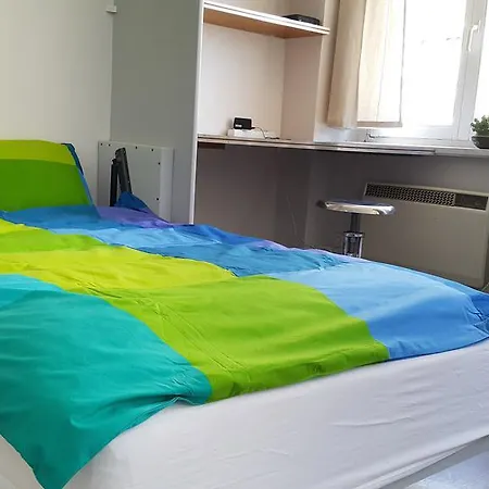 Bluegrayorange * Poznaň